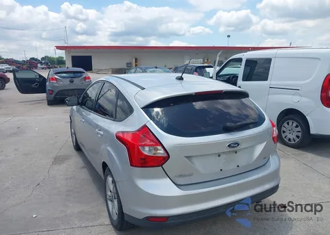 2012 Ford Focus Se z USA, uszkodzony, nr VIN 1FAHP3K23CL256723